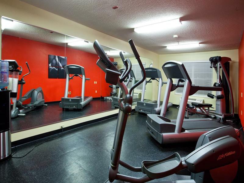 Country Inn & Suites By Radisson, Cedar Falls, Ia מראה חיצוני תמונה
